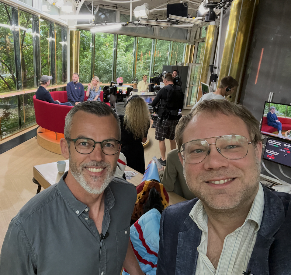 Selfie bag kulisserne i Go’ aften Live på TV 2